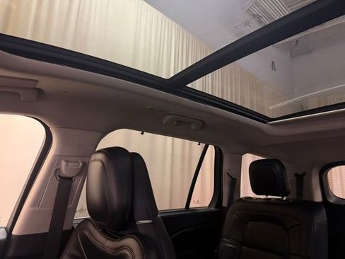 Used 2022 Lincoln Aviator Reserve w/ Equipment Group 201A image 28