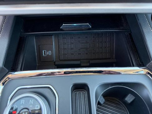 Used 2024 Ford Expedition XLT RWD image 31