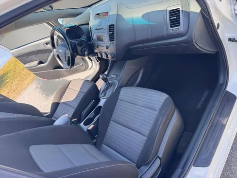Used 2015 Kia Forte EX FWD image 9