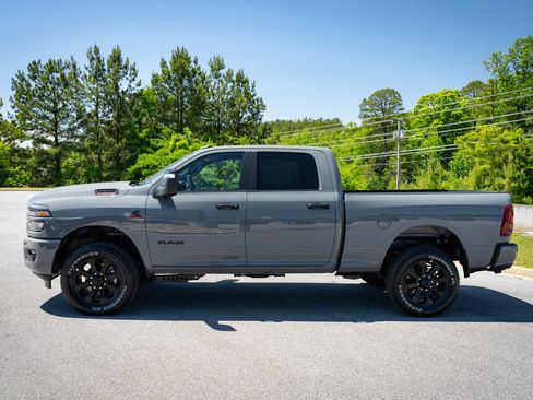 New 2026 RAM 2500 Big Horn AWD/4WD image 5
