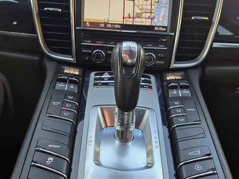 Used 2012 Porsche Panamera image 11