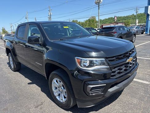 Used 2022 Chevrolet Colorado LT AWD/4WD image 1