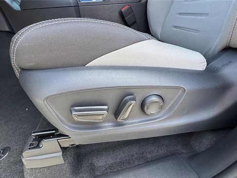 New 2025 Toyota Tacoma TRD Off-Road image 15