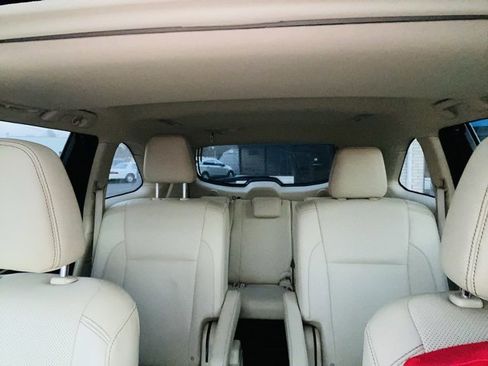 Used 2016 Toyota Highlander Limited Platinum image 41