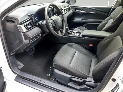 Certified 2025 Toyota Camry LE FWD image 9