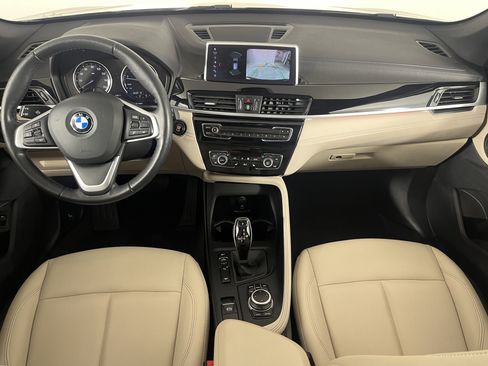 Used 2021 BMW X1 xDrive28i w/ Convenience Package image 10