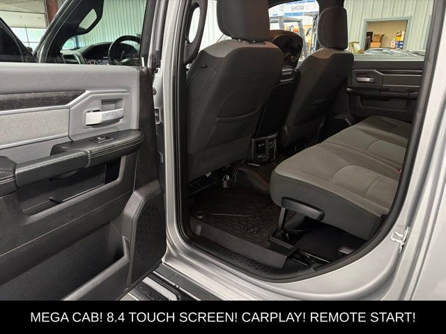 Used 2022 RAM 3500 Big Horn w/ Level C Equiment Group AWD/4WD image 29