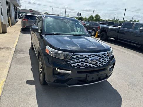 Used 2020 Ford Explorer Platinum w/ Premium Technology Package AWD/4WD image 26