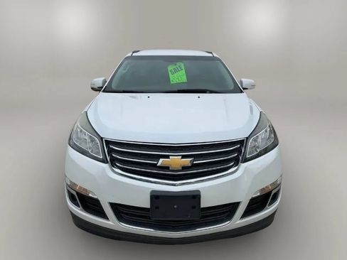 Used 2017 Chevrolet Traverse LT w/ Style and Technology Package AWD/4WD image 2
