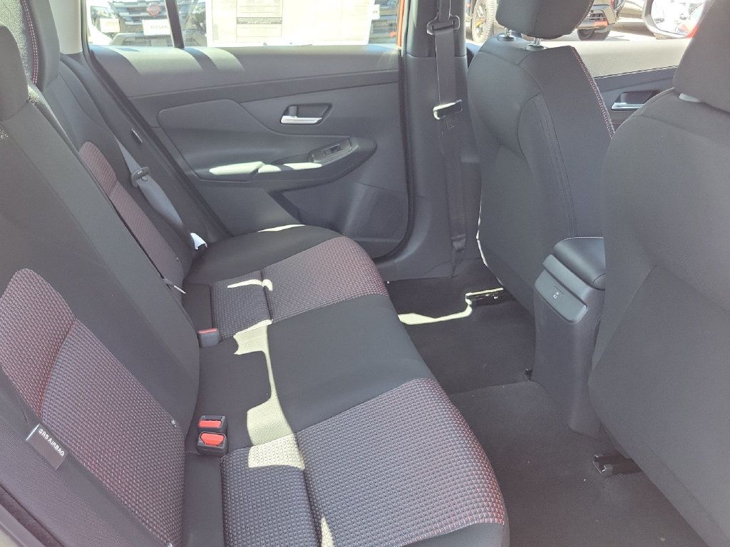 New 2027 Nissan Sentra SR FWD image 27