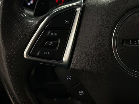 Used 2017 Chevrolet Camaro SS RWD image 21
