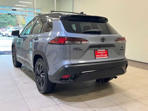 Certified 2024 Toyota Corolla Cross AWD Hybrid image 4