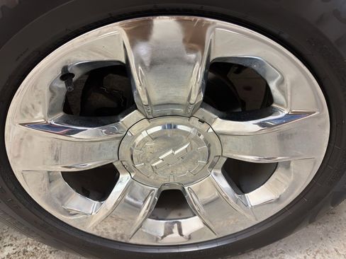 Used 2015 Chevrolet Tahoe LTZ image 39