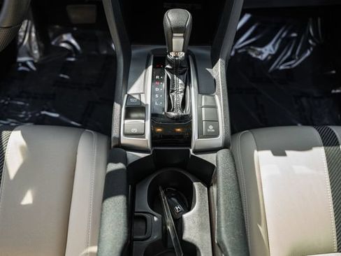 Used 2018 Honda Civic EX image 17