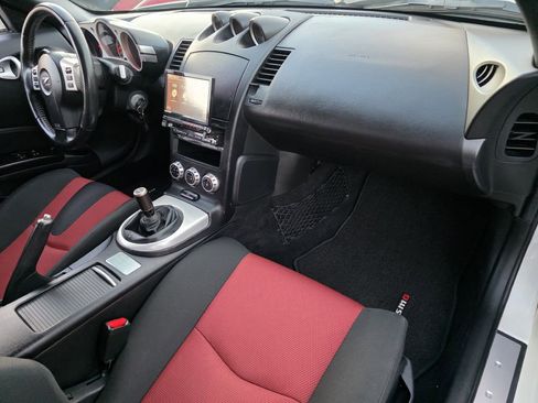 Used 2008 Nissan 350Z NISMO image 22
