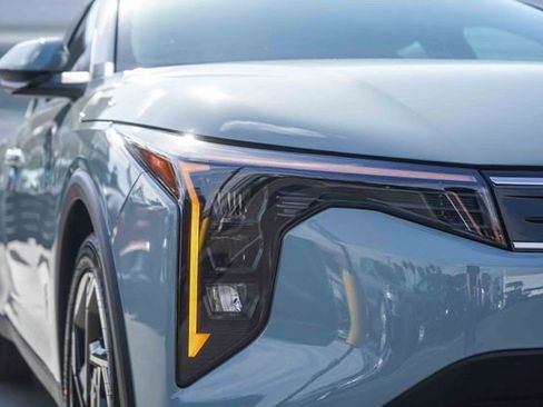 New 2026 Kia K4 EX image 11