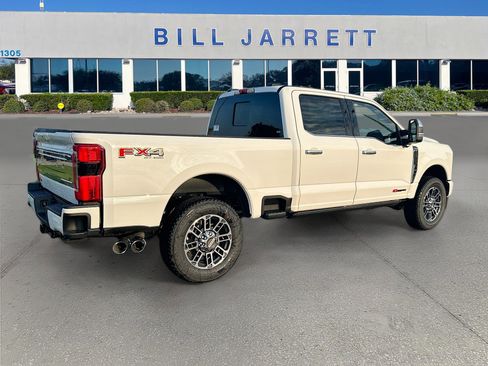 New 2026 Ford F250 Platinum w/ Platinum Plus Package AWD/4WD image 4