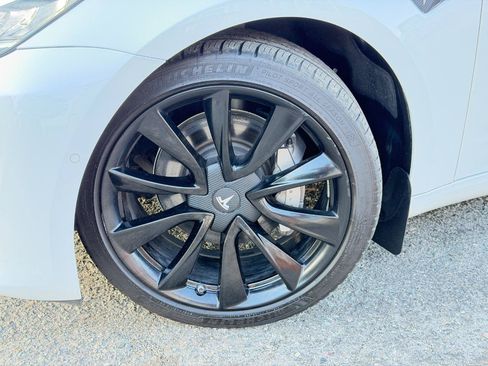 Used 2018 Tesla Model 3 Long Range AWD/4WD image 75