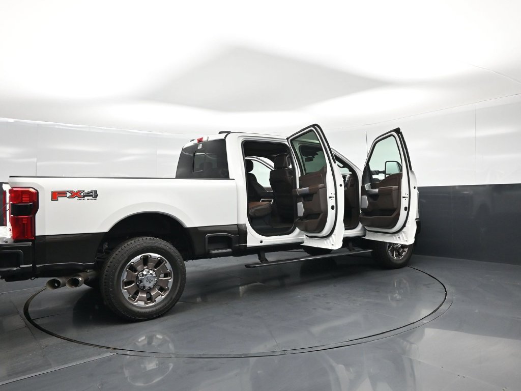 Used 2025 Ford F250 King Ranch AWD/4WD image 5