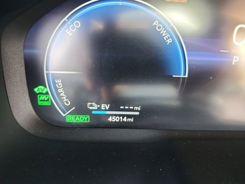 Used 2024 Toyota RAV4 XSE w/ Weather Package image 11