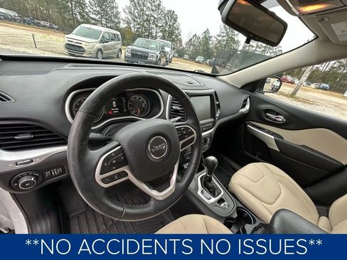 Used 2017 Jeep Cherokee Latitude w/ Safety/Convenience Group image 2