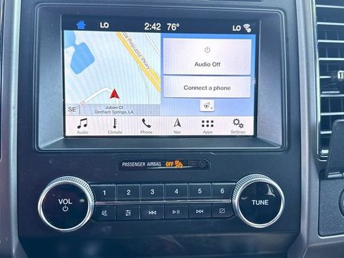 Used 2019 Ford Expedition XLT w/ Equipment Group 202A RWD image 31