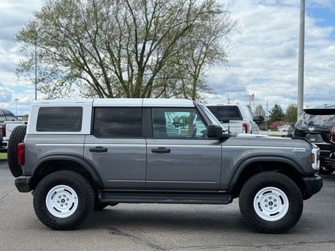 Used 2025 Ford Bronco Heritage Edition AWD/4WD image 43