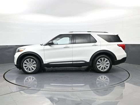 Used 2024 Ford Explorer Limited w/ Limited Technology Package AWD/4WD image 8