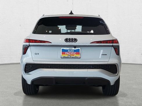 New 2026 Audi Q3 quattro 2.0T AWD/4WD image 6
