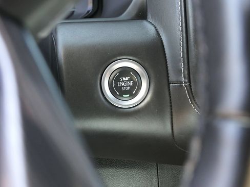 Used 2024 GMC Yukon Denali Ultimate AWD/4WD image 16
