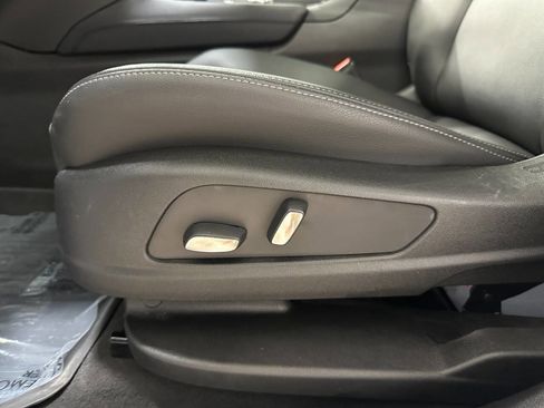 Used 2024 Cadillac XT6 Luxury w/ LPO, Floor Liner Package image 35