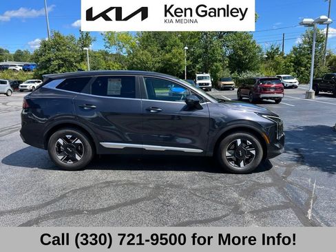 Certified 2026 Kia Sportage LX FWD image 8