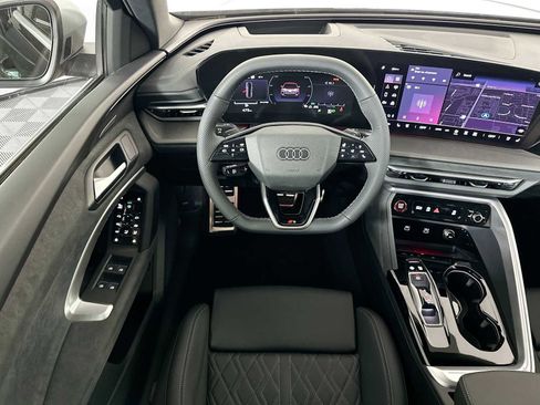 New 2025 Audi SQ5 Premium Plus image 21