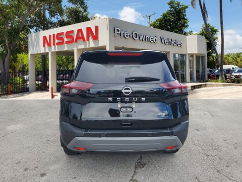 Certified 2023 Nissan Rogue S image 5