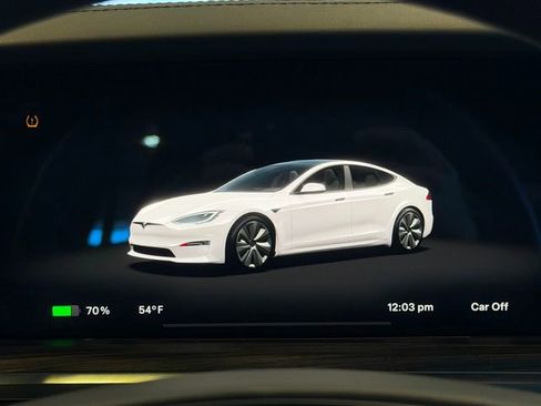 Used 2021 Tesla Model S Plaid image 31