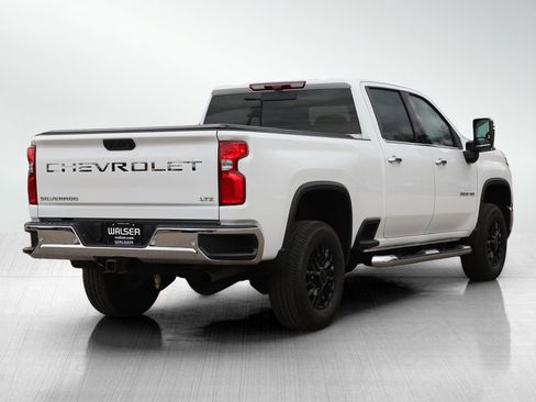 Used 2024 Chevrolet Silverado 3500 LTZ w/ LTZ Premium Package AWD/4WD image 5