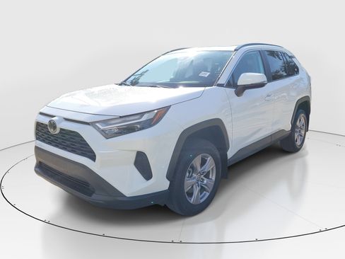 Certified 2025 Toyota RAV4 XLE w/ Convenience Package FWD image 3