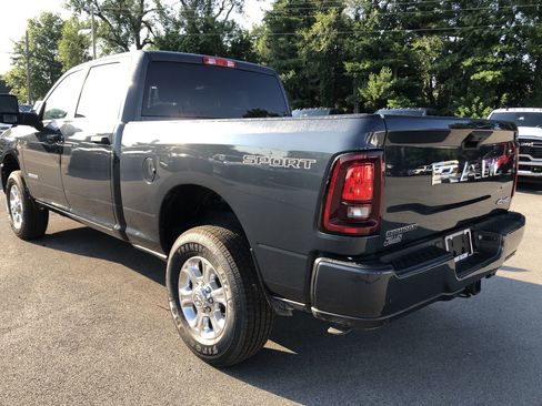 New 2025 RAM 2500 Big Horn image 12