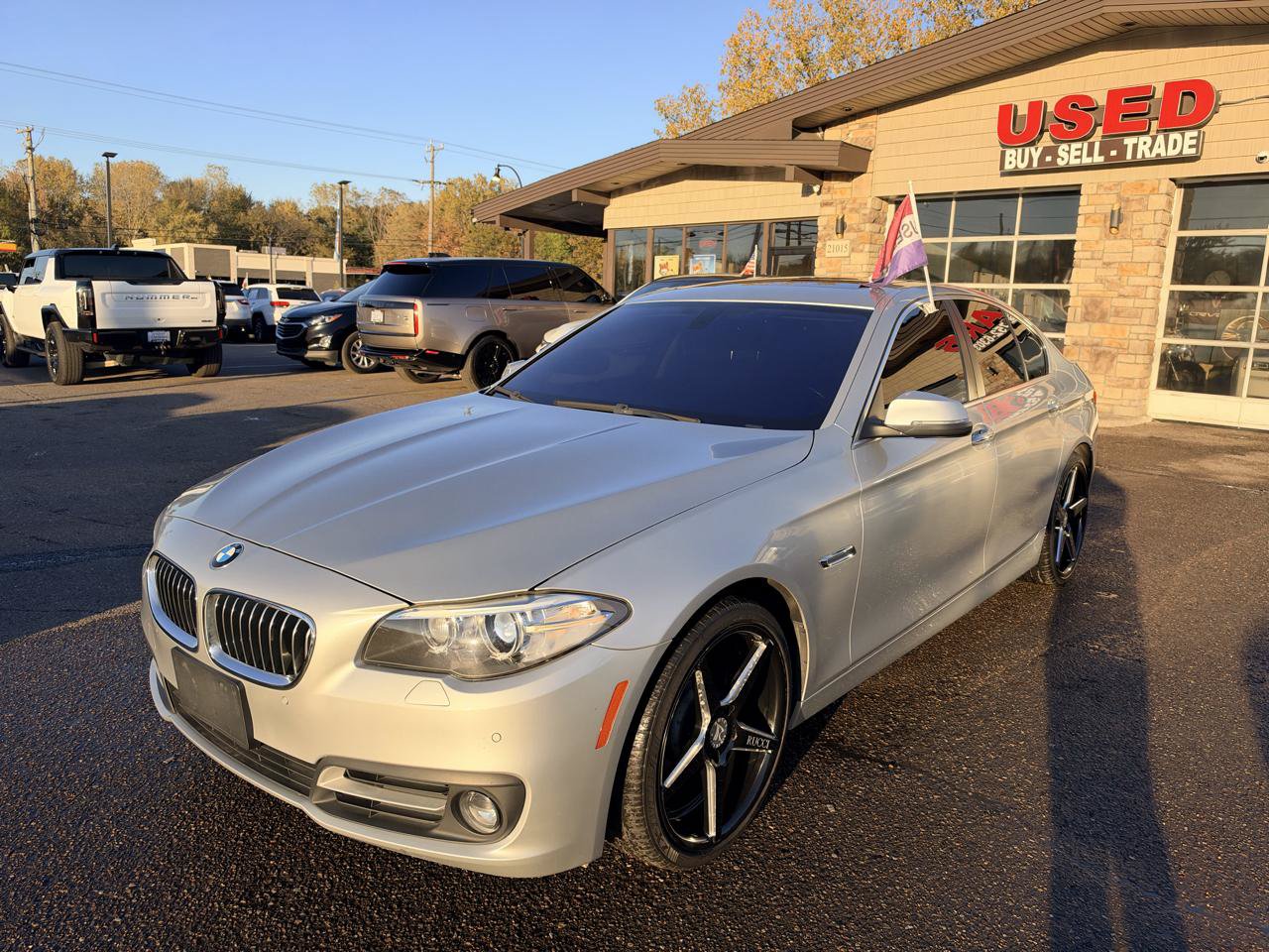 Used 2016 BMW 528i xDrive Sedan w/ Premium Package AWD/4WD image 4