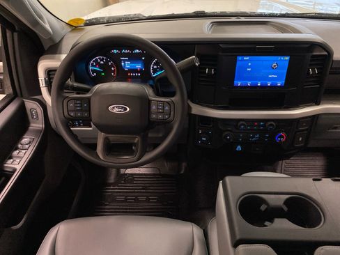 New 2026 Ford F250 XL w/ XL Chrome Package image 14