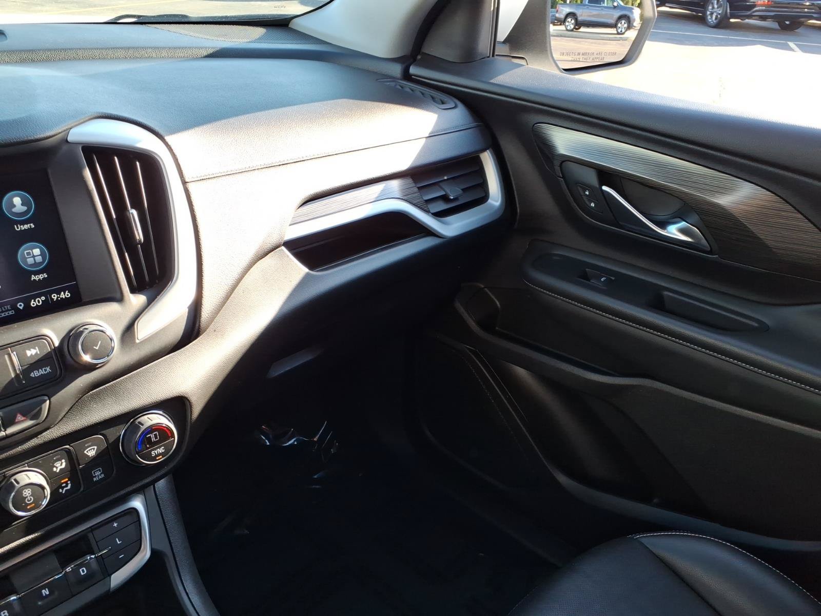Used 2024 GMC Terrain SLT AWD/4WD image 25