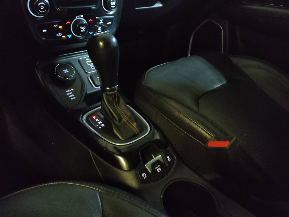 Used 2019 Jeep Compass Limited AWD/4WD image 26