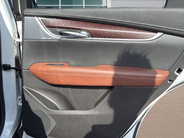 Used 2023 Cadillac XT5 Sportv w/ Technology Package AWD/4WD image 14