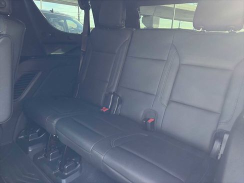 Used 2022 Chevrolet Tahoe LT w/ Luxury Package image 24