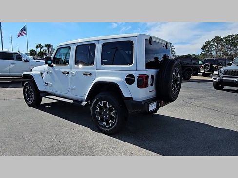 New 2026 Jeep Wrangler Sahara image 26