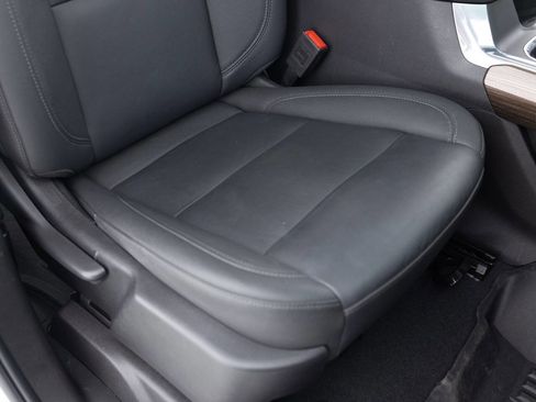 Used 2024 Chevrolet Silverado 1500 LT Trail Boss w/ LT Trail Boss Premium Package image 29