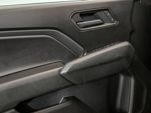 Used 2025 Chevrolet Colorado Trail Boss AWD/4WD image 9