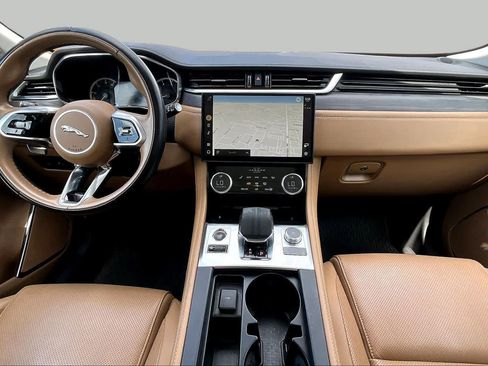 Used 2023 Jaguar F-PACE S AWD/4WD image 16