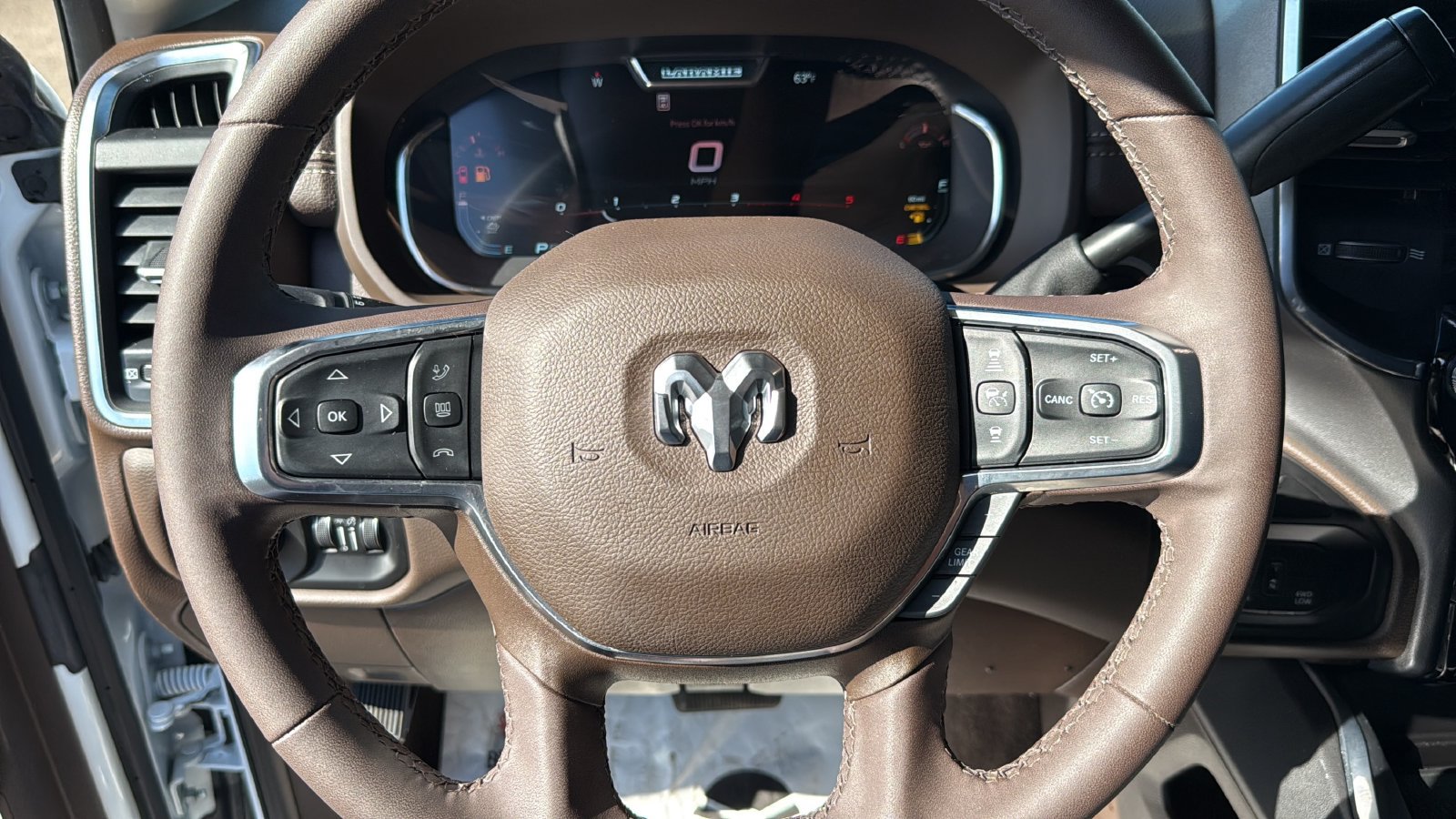 Used 2026 RAM 2500 Laramie AWD/4WD image 14