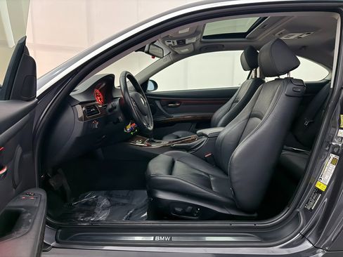 Used 2007 BMW 328i Coupe image 18